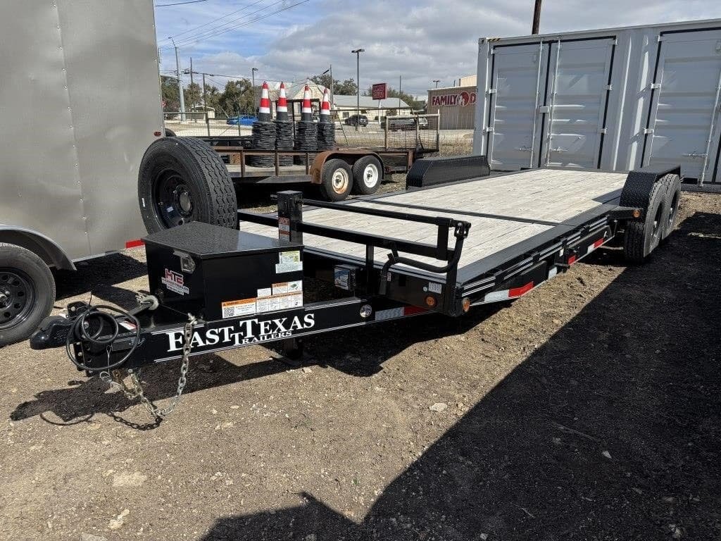 trailer for auction in garrett yard